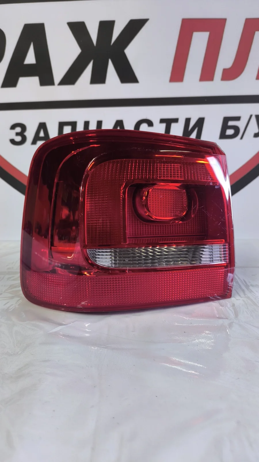 Фонарь задний левый VW Touran 1 рестайлинг 2