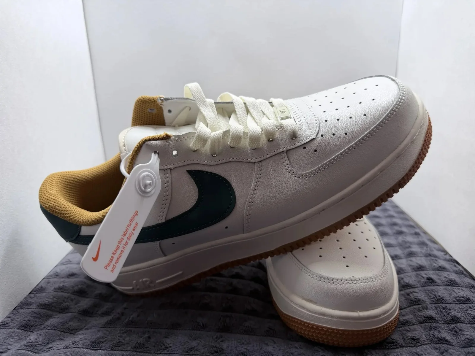 Кроссовки Nike