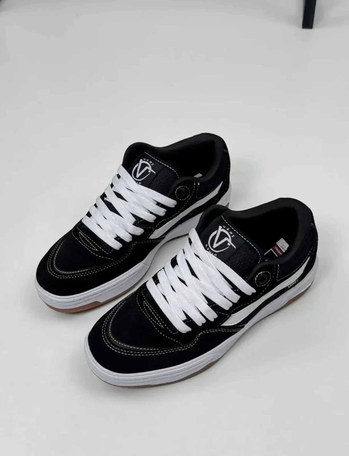 Кроссовки Vans