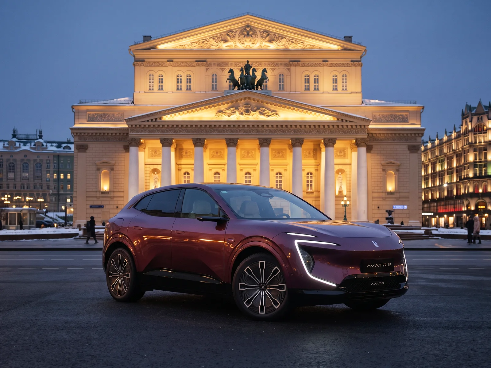 AVATR 07 в цвете Damson Metallic