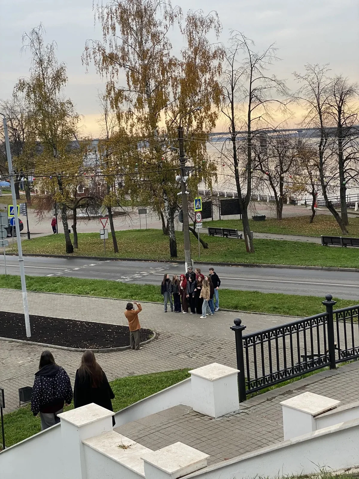 Участники экскурсии на маршруте