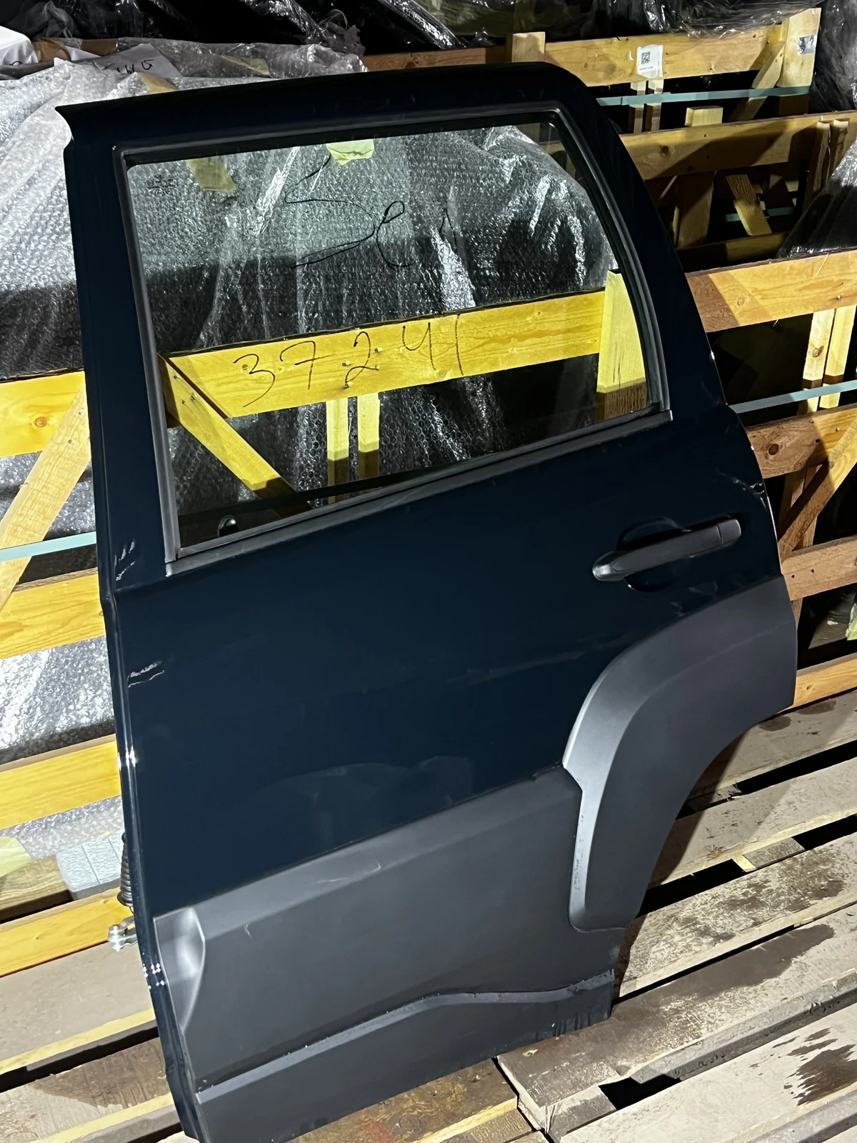 Дверь задняя левая в сборе Lada Niva Travel Несси 2 — фото 1