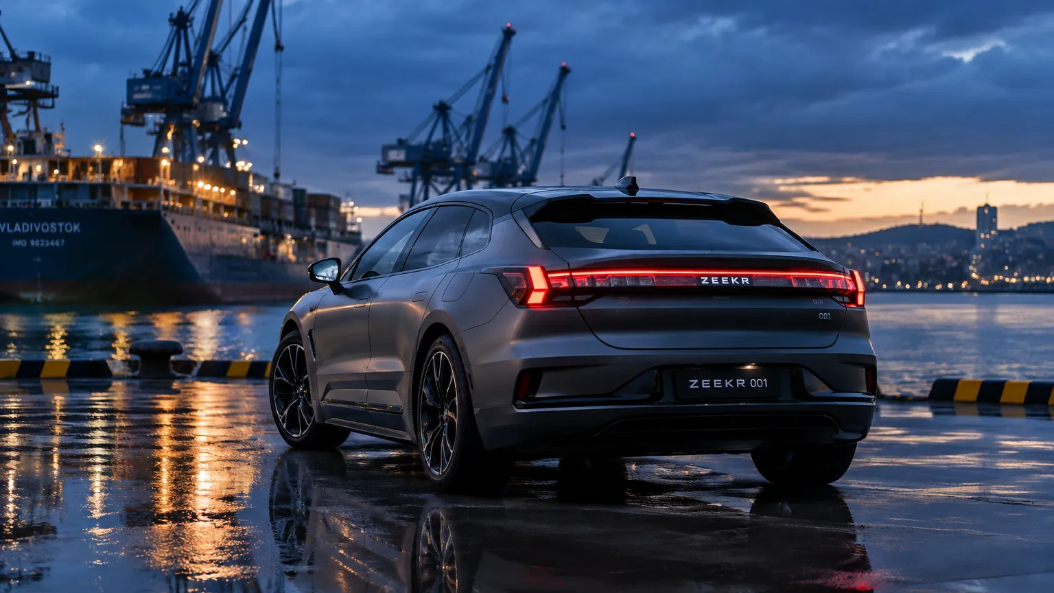 Электромобиль Zeekr 001 4WD 100 kWh во Владивостоке